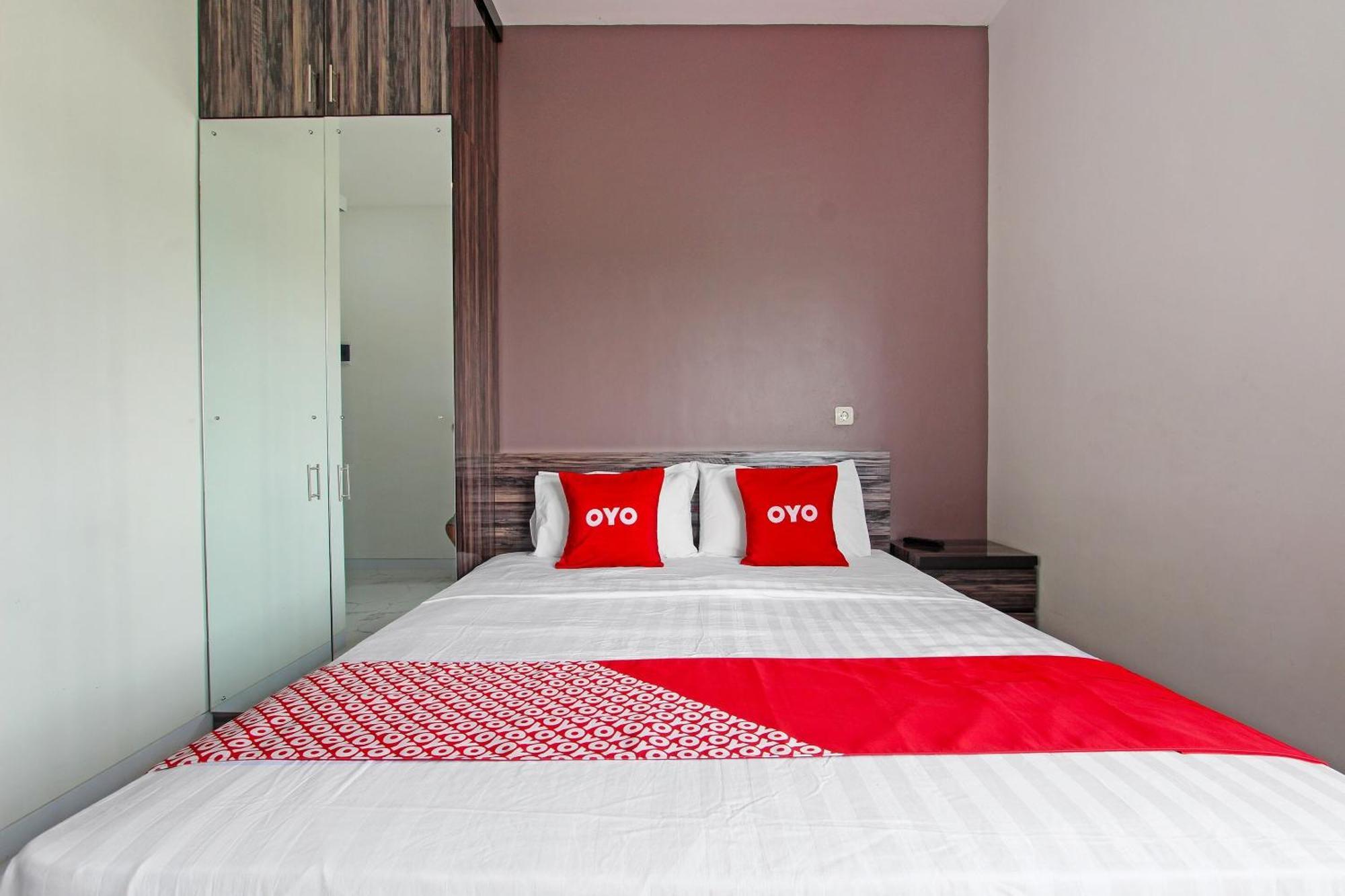 Super Oyo Capital O 91665 D'Prof Exclusive Guesthouse Semarang Exterior photo